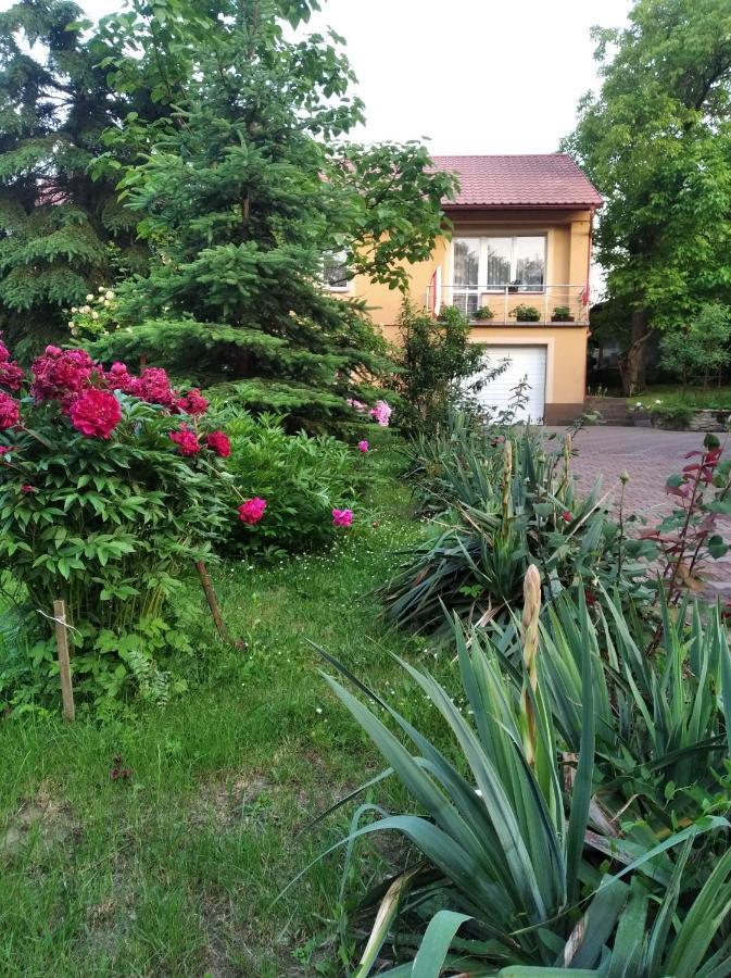 Apartament W Domu Na Wsi Tomaszow Lubelski Exterior photo
